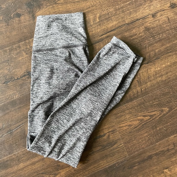 Lululemon leggings 25” - Picture 3 of 4